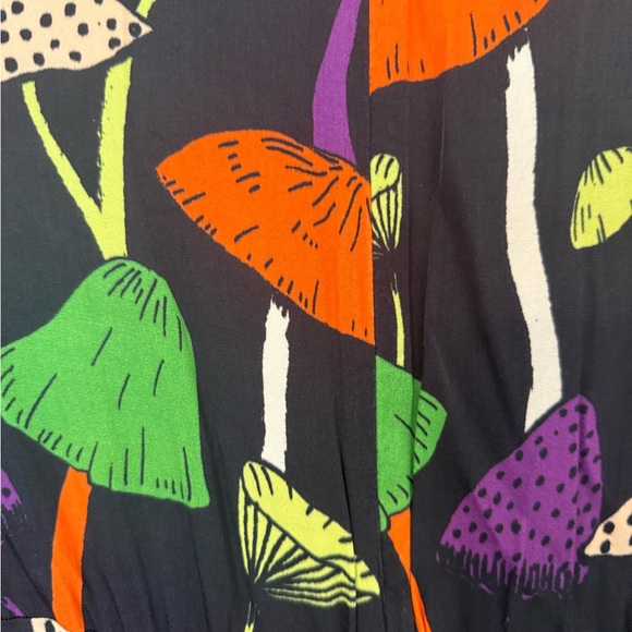 Farm Rio Mushroom Dress XL - Picture 3 of 3